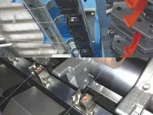 مستشعر وقاطع الخيوط